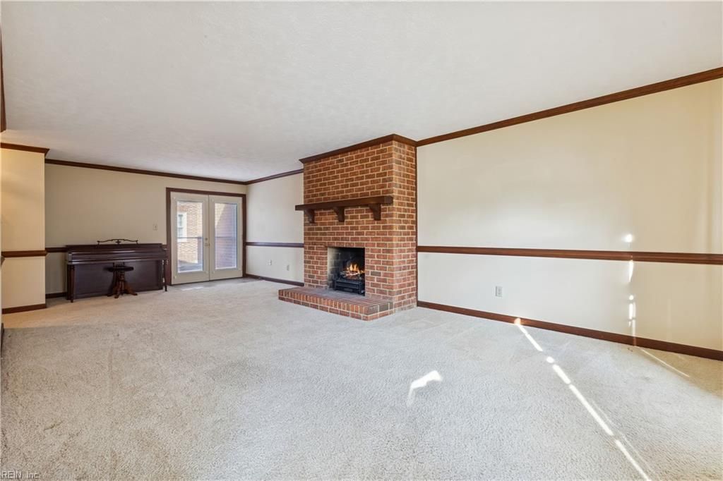 Photo of 19 Capps Quarter #1, Hampton, VA 23669 (MLS # 10619401)