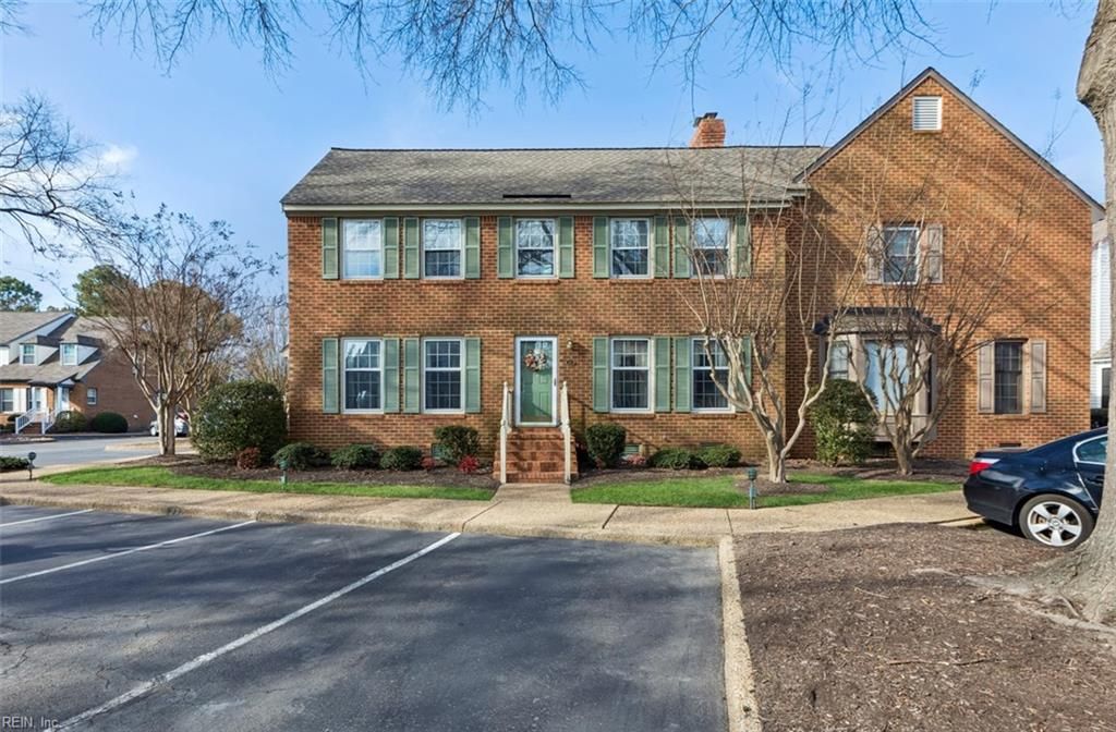 Photo of 19 Capps Quarter #1, Hampton, VA 23669 (MLS # 10619401)