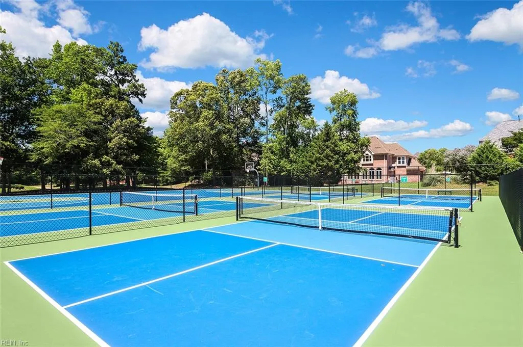 Smithfield, Virginia 23430, United States, 4 Bedrooms Bedrooms, ,3 BathroomsBathrooms,Residential,Active,157039