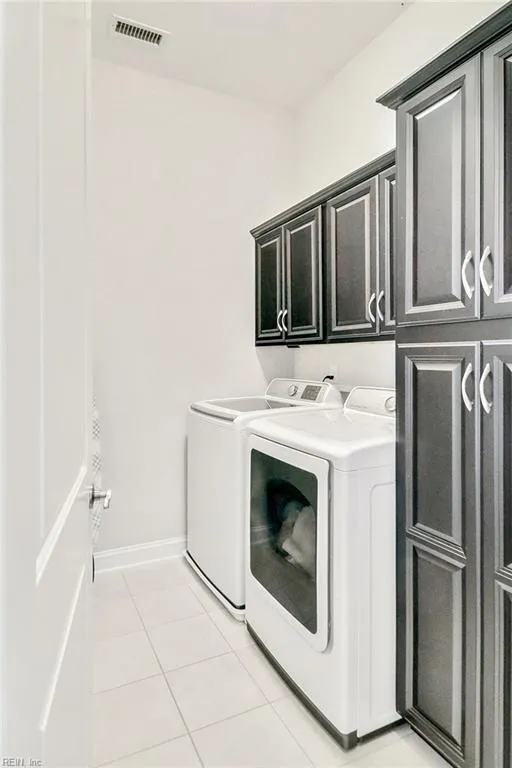 Smithfield, Virginia 23430, United States, 4 Bedrooms Bedrooms, ,3 BathroomsBathrooms,Residential,Active,157039