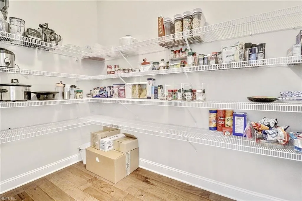 Smithfield, Virginia 23430, United States, 4 Bedrooms Bedrooms, ,3 BathroomsBathrooms,Residential,Active,157039