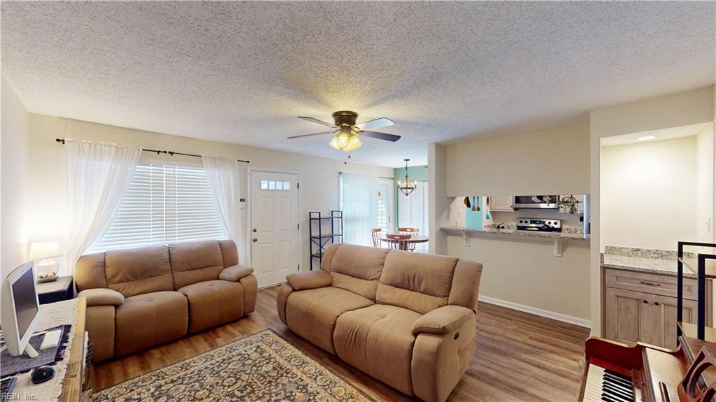 3504 Irvington CT