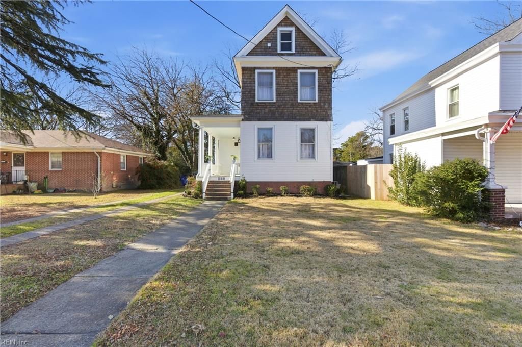 Photo of 604 Mt Vernon Avenue, Portsmouth, VA 23707 (MLS # 10614268)