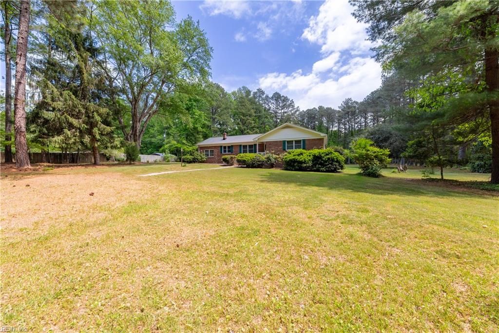 Photo of 444 Fenton Mill Road, Williamsburg, VA 23188 (MLS # 10633340)