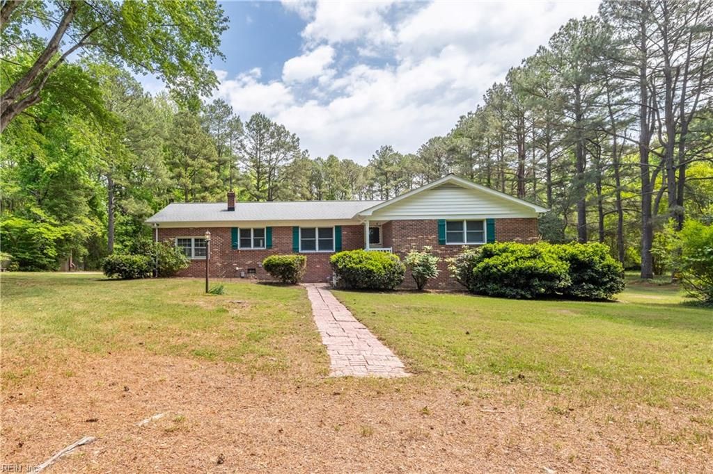 Photo of 444 Fenton Mill Road, Williamsburg, VA 23188 (MLS # 10633340)