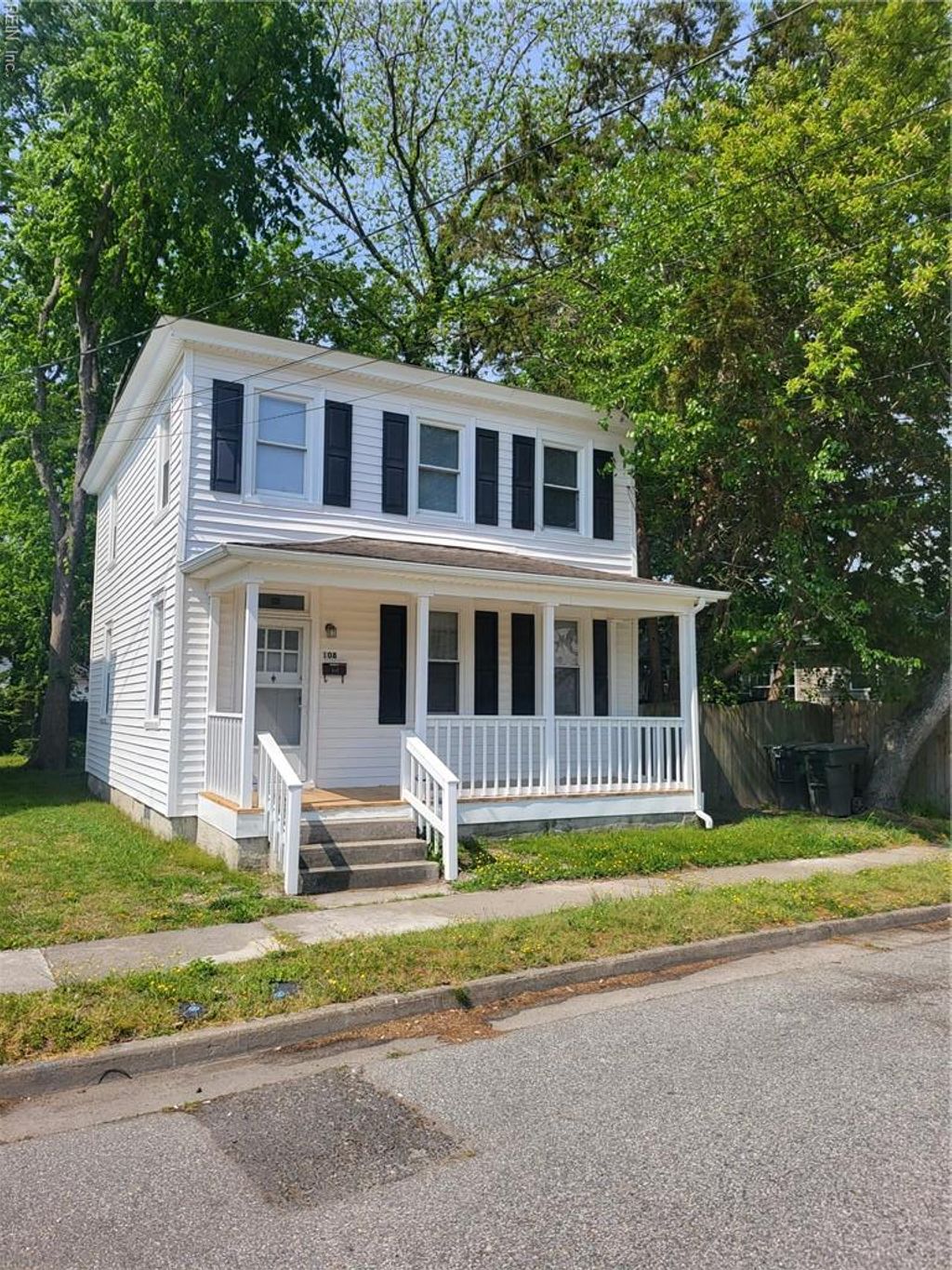 Photo of 108 E Howard Street, Hampton, VA 23663 (MLS # 10631950)