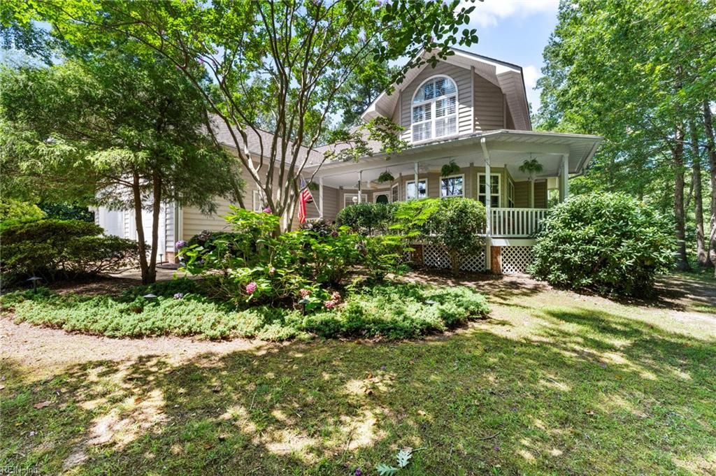 Photo of 102 Holly Place, Yorktown, VA 23692 (MLS # 10612799)