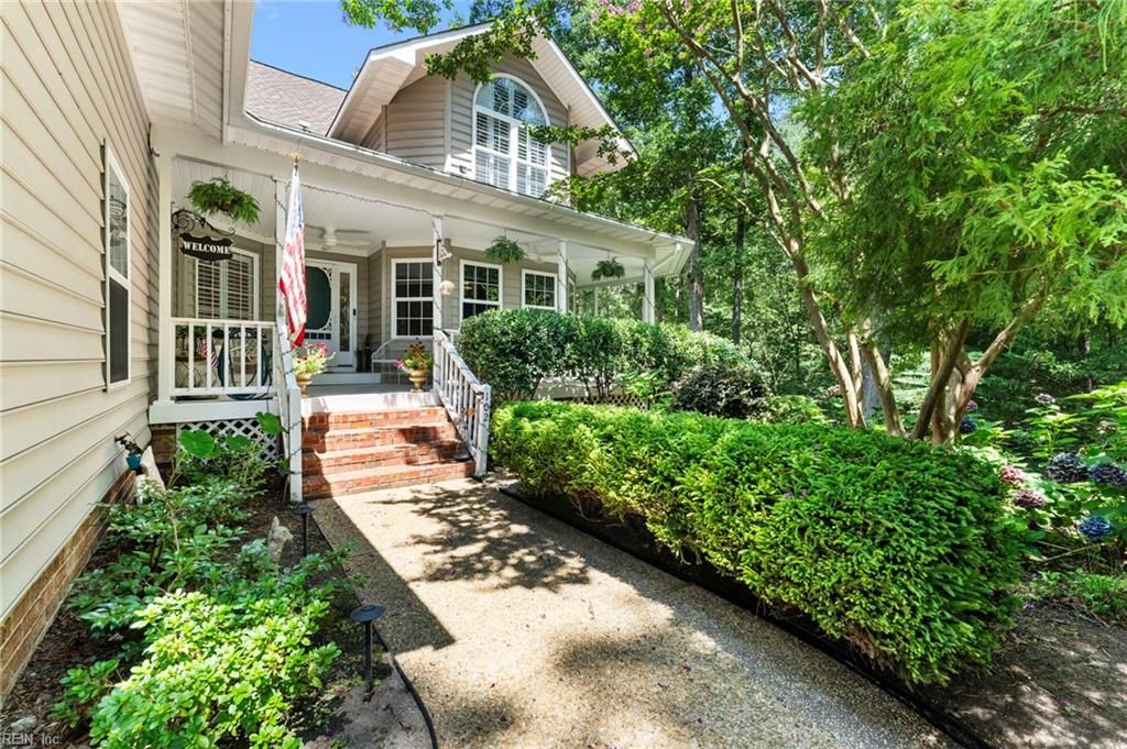 Photo of 102 Holly Place, Yorktown, VA 23692 (MLS # 10612799)