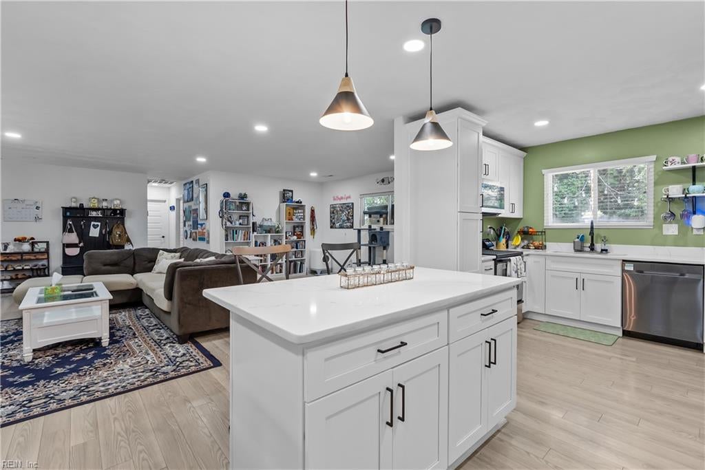 Photo of 832 Parapet Road, Chesapeake, VA 23323 (MLS # 10650851)