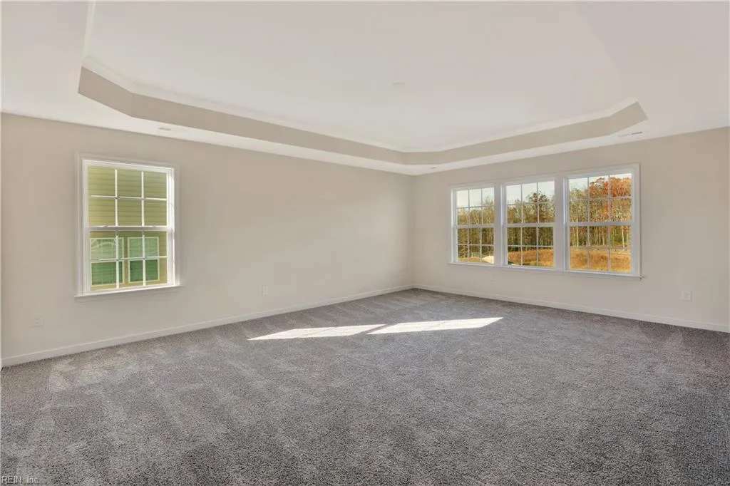 Suffolk, Virginia 23435, United States, 5 Bedrooms Bedrooms, ,3 BathroomsBathrooms,Residential,Active,206852