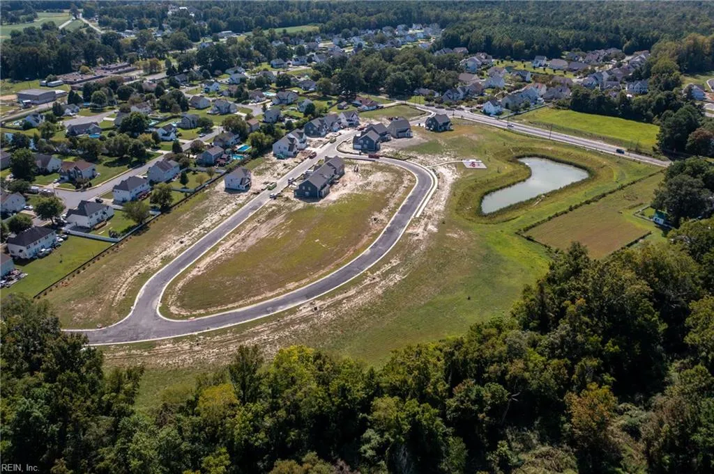 Suffolk, Virginia 23435, United States, 5 Bedrooms Bedrooms, ,3 BathroomsBathrooms,Residential,Active,206852