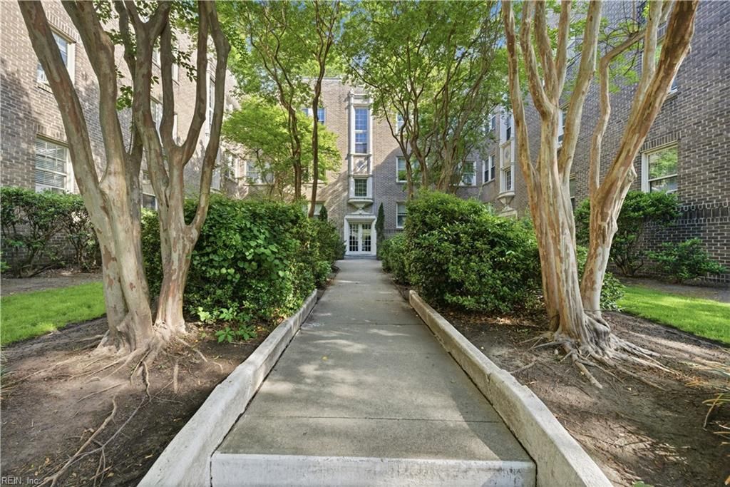 Photo of 940 Gates Avenue #A3, Norfolk, VA 23517 (MLS # 10630391)