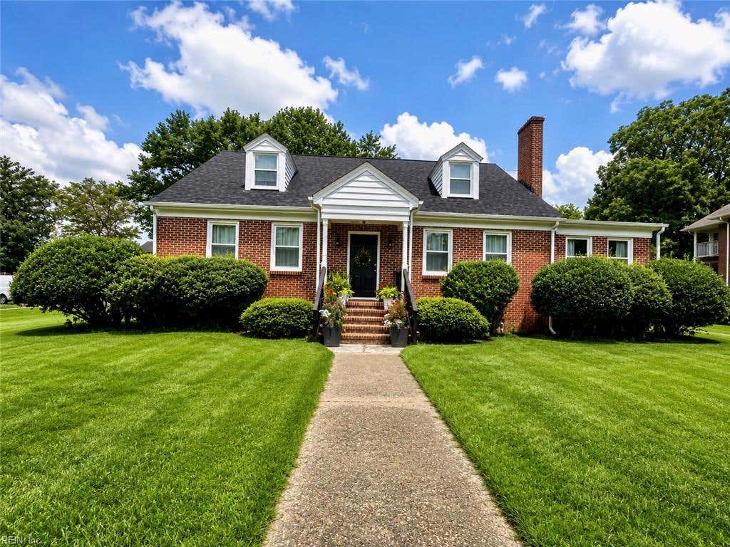 Photo of 6754 S Quay Road, Suffolk, VA 23437 (MLS # 10650414)