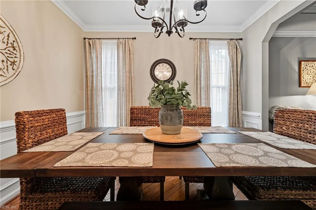 Chesapeake, Virginia 23322, United States, 4 Bedrooms Bedrooms, ,3 BathroomsBathrooms,Residential,Pending,213615