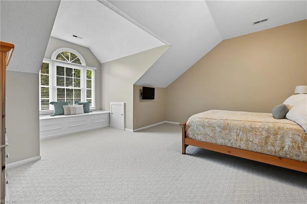 Chesapeake, Virginia 23322, United States, 4 Bedrooms Bedrooms, ,3 BathroomsBathrooms,Residential,Pending,213615