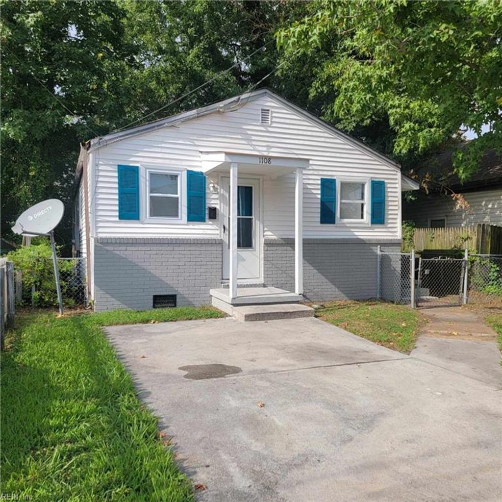 Photo of 1108 Hannah Street, Norfolk, VA 23505 (MLS # 10619190)