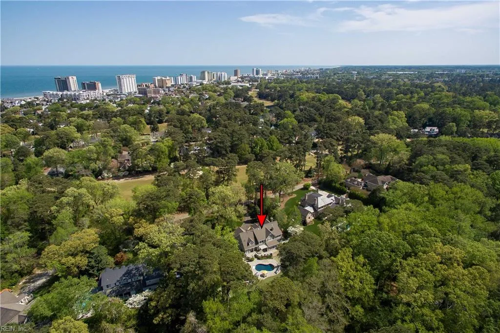 Virginia Beach, Virginia 23451, United States, 6 Bedrooms Bedrooms, ,7 BathroomsBathrooms,Residential,Active,112066