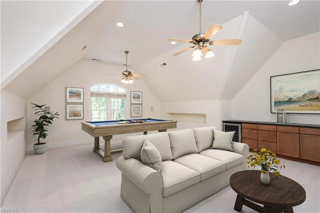 Virginia Beach, Virginia 23451, United States, 6 Bedrooms Bedrooms, ,7 BathroomsBathrooms,Residential,Active,112066