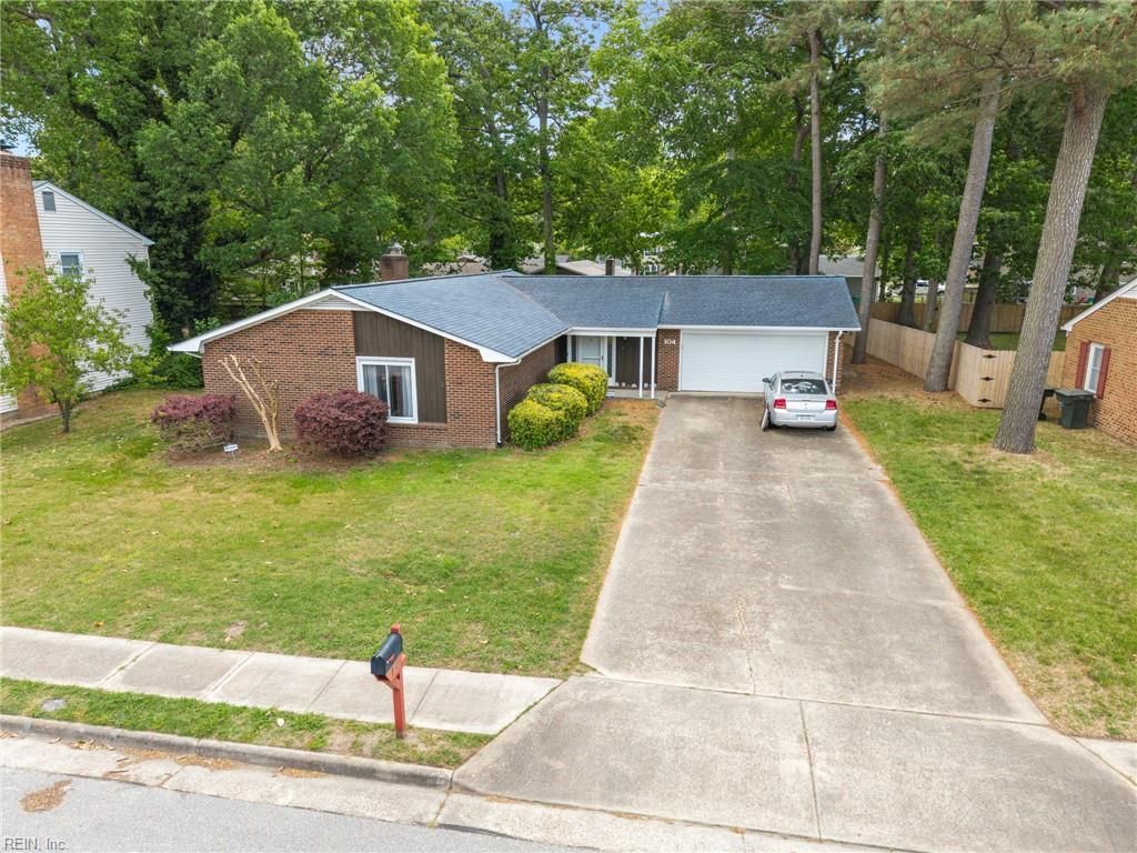 Photo of 104 Admiral Court, Hampton, VA 23669 (MLS # 10631683)