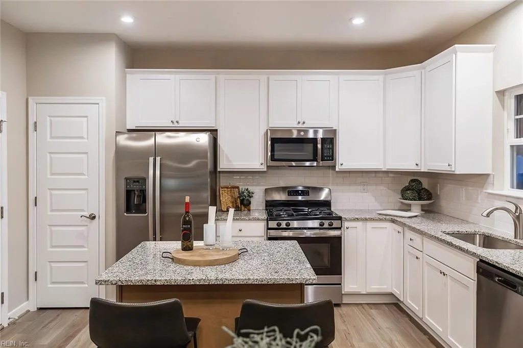 Suffolk, Virginia 23434, United States, 3 Bedrooms Bedrooms, ,3 BathroomsBathrooms,Residential,Active,171221