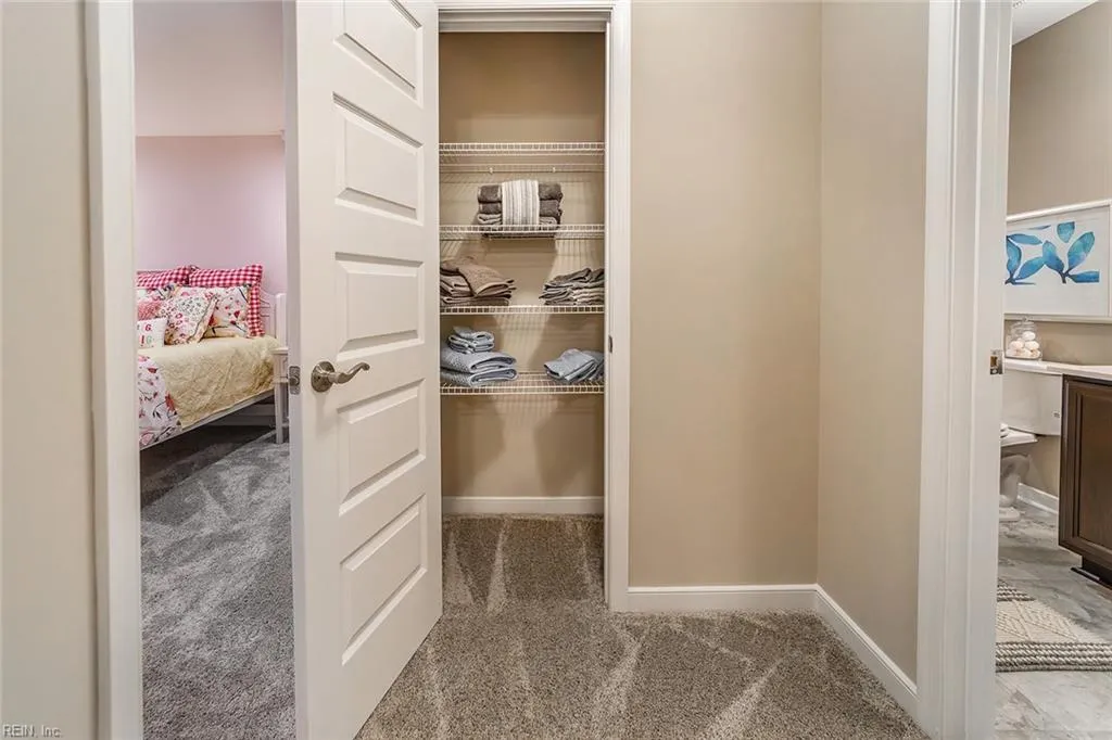 Suffolk, Virginia 23434, United States, 3 Bedrooms Bedrooms, ,3 BathroomsBathrooms,Residential,Active,171221