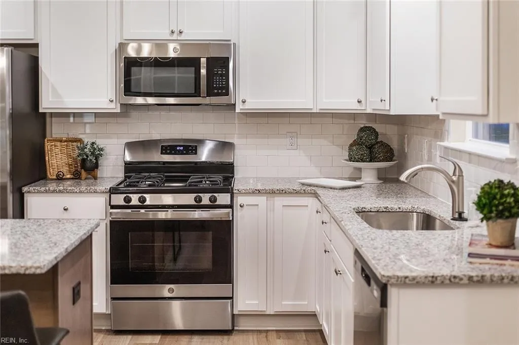 Suffolk, Virginia 23434, United States, 3 Bedrooms Bedrooms, ,3 BathroomsBathrooms,Residential,Active,171221