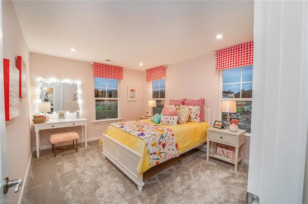 Suffolk, Virginia 23434, United States, 3 Bedrooms Bedrooms, ,3 BathroomsBathrooms,Residential,Active,171221