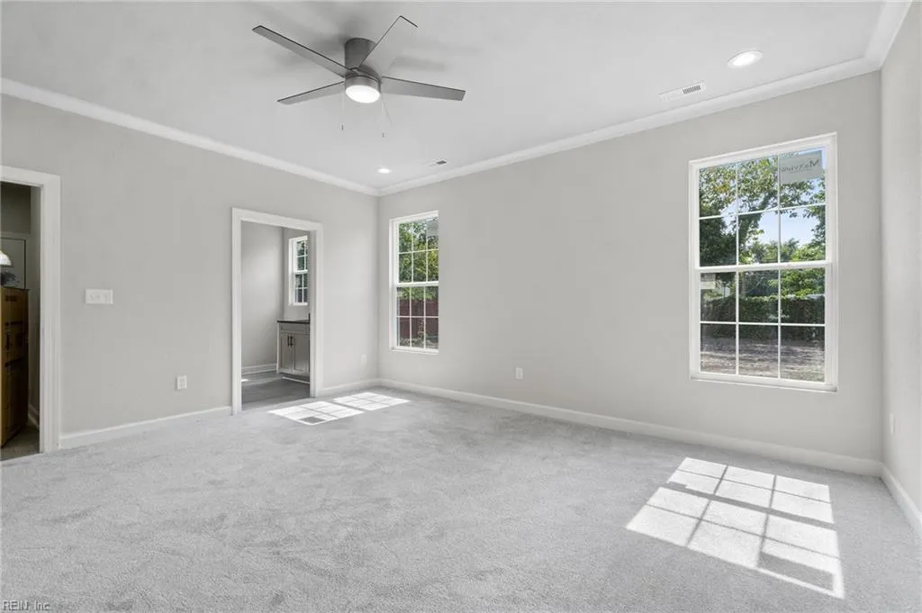 Norfolk, Virginia 23504, United States, 5 Bedrooms Bedrooms, ,3 BathroomsBathrooms,Residential,Active,23858