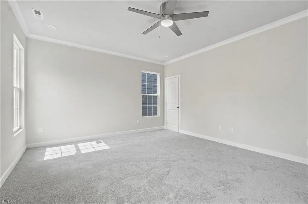 Norfolk, Virginia 23504, United States, 5 Bedrooms Bedrooms, ,3 BathroomsBathrooms,Residential,Active,23858