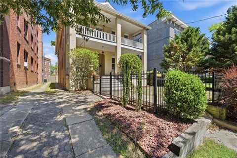 Photo for 1406 Hampton BLVD 1