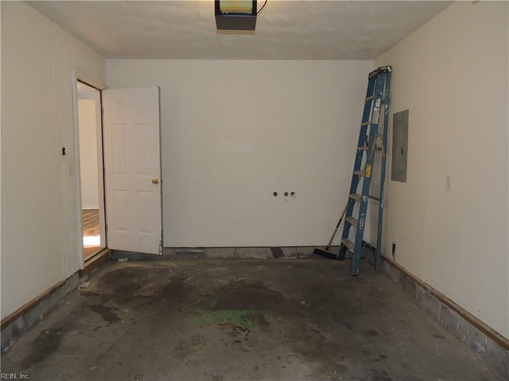 Photo of 107 Dana Drive, Suffolk, VA 23434 (MLS # 10627782)