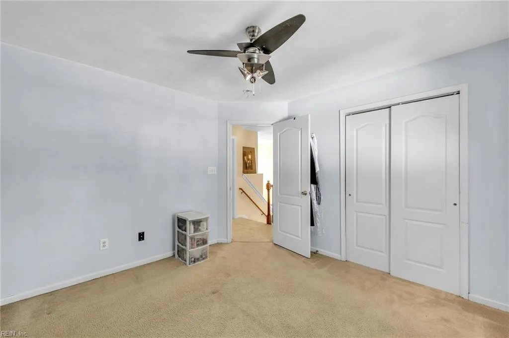 Portsmouth, Virginia 23703, United States, 4 Bedrooms Bedrooms, ,3 BathroomsBathrooms,Residential,Active,240510