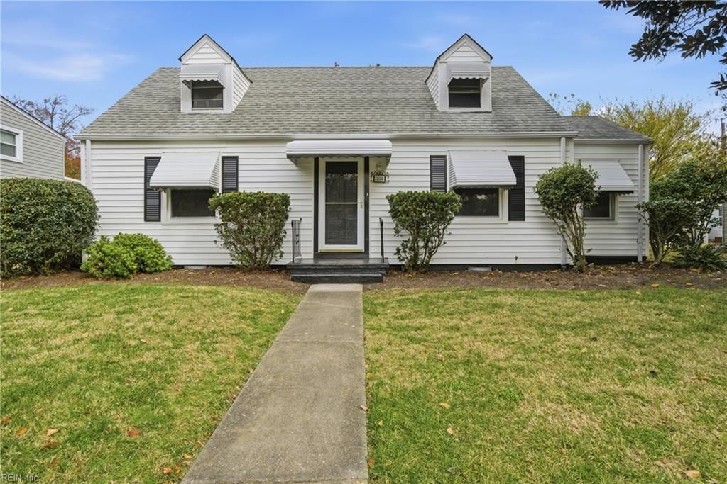Photo of 504 N Shore Road, Norfolk, VA 23505 (MLS # 10610888)