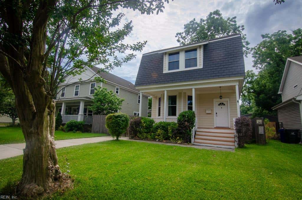 Photo of 3405 Lens Avenue, Norfolk, VA 23509 (MLS # 10639372)