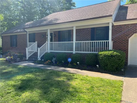 424 Wittington Drive, Chesapeake, VA 23322 - #: 10581846