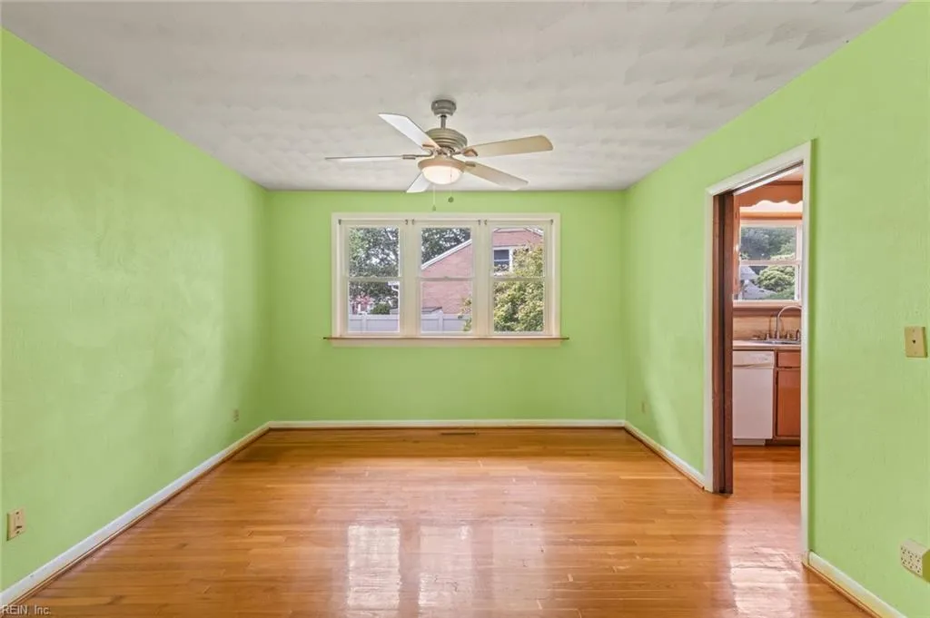 Hampton, Virginia 23666, United States, 3 Bedrooms Bedrooms, ,2 BathroomsBathrooms,Residential,Active,148105