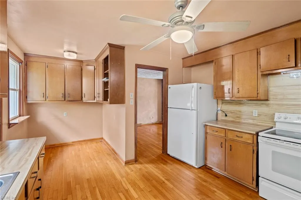 Hampton, Virginia 23666, United States, 3 Bedrooms Bedrooms, ,2 BathroomsBathrooms,Residential,Active,148105