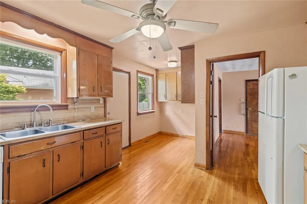 Hampton, Virginia 23666, United States, 3 Bedrooms Bedrooms, ,2 BathroomsBathrooms,Residential,Active,148105