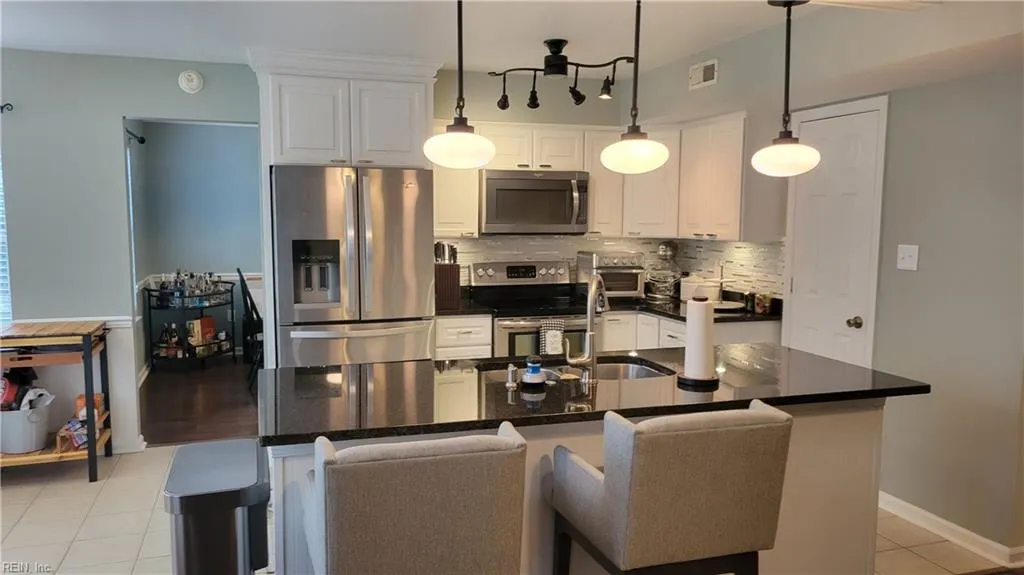 Virginia Beach, Virginia 23456, United States, 3 Bedrooms Bedrooms, ,3 BathroomsBathrooms,Residential,Active,159673