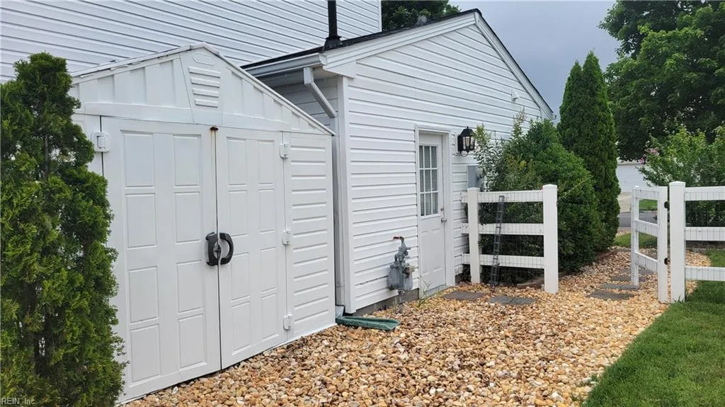 Virginia Beach, Virginia 23456, United States, 3 Bedrooms Bedrooms, ,3 BathroomsBathrooms,Residential,Active,159673