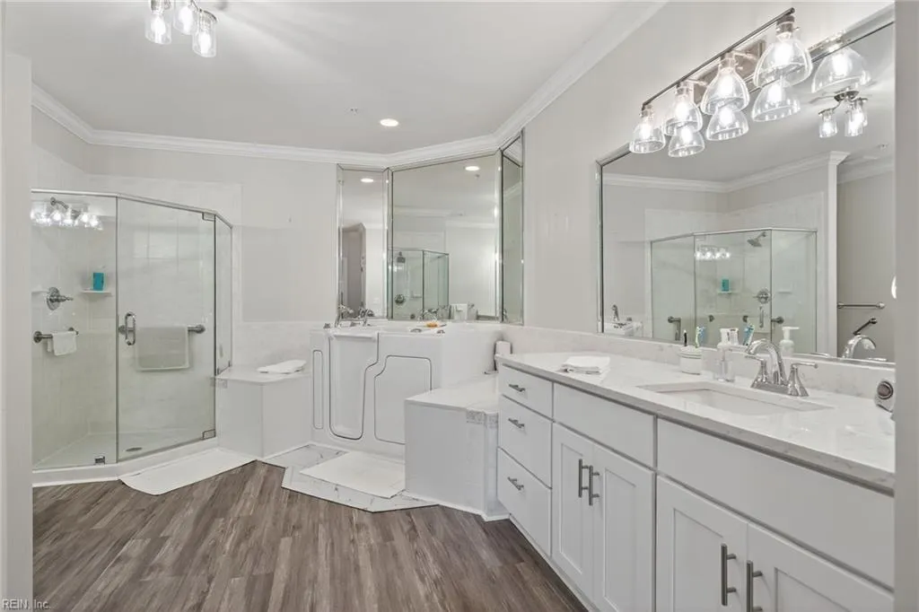 Virginia Beach, Virginia 23451, United States, 3 Bedrooms Bedrooms, ,3 BathroomsBathrooms,Residential,Active,242902