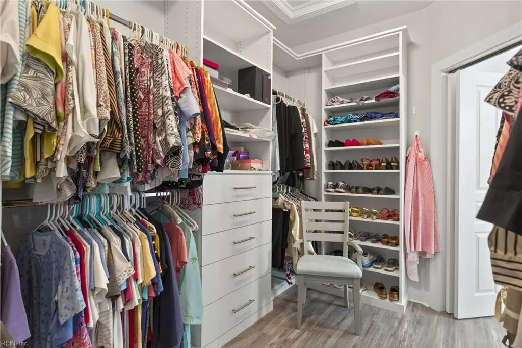 Virginia Beach, Virginia 23451, United States, 3 Bedrooms Bedrooms, ,3 BathroomsBathrooms,Residential,Active,242902