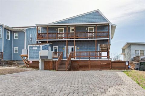 Photo of 774 N First Street, Hampton, VA 23664 (MLS # 10625110)