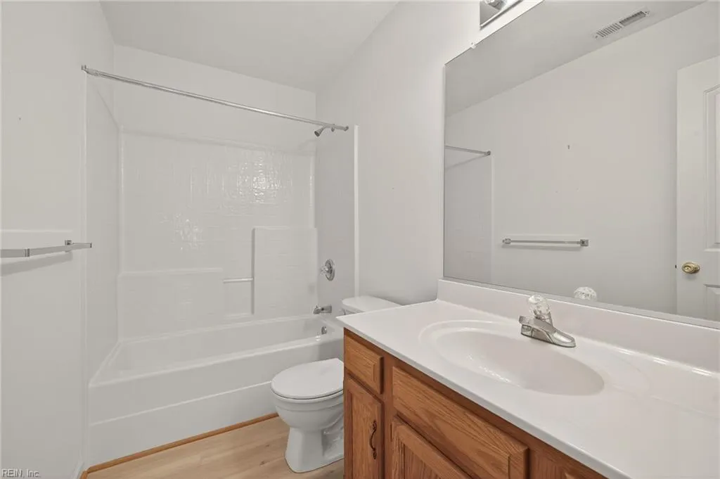 Chesapeake, Virginia 23320, United States, 4 Bedrooms Bedrooms, ,3 BathroomsBathrooms,Residential,Active,238737