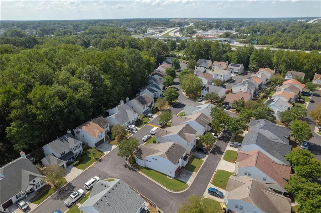 Chesapeake, Virginia 23320, United States, 4 Bedrooms Bedrooms, ,3 BathroomsBathrooms,Residential,Active,238737