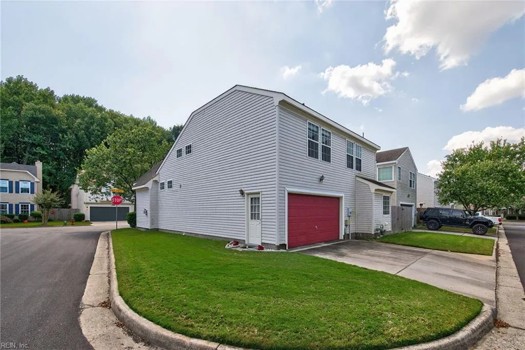 Chesapeake, Virginia 23320, United States, 4 Bedrooms Bedrooms, ,3 BathroomsBathrooms,Residential,Active,238737