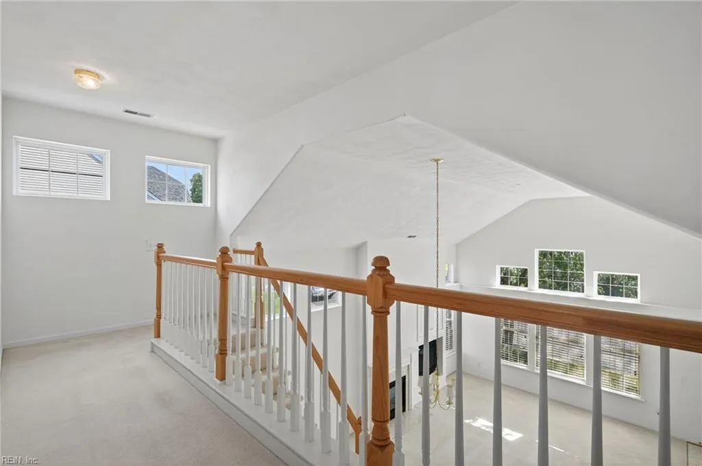 Chesapeake, Virginia 23320, United States, 4 Bedrooms Bedrooms, ,3 BathroomsBathrooms,Residential,Active,238737