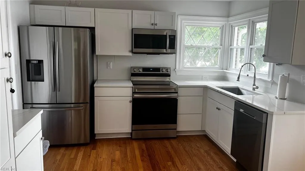 Chesapeake, Virginia 23321, United States, 3 Bedrooms Bedrooms, ,2 BathroomsBathrooms,Residential,Pending,180257