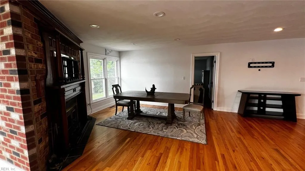 Chesapeake, Virginia 23321, United States, 3 Bedrooms Bedrooms, ,2 BathroomsBathrooms,Residential,Pending,180257