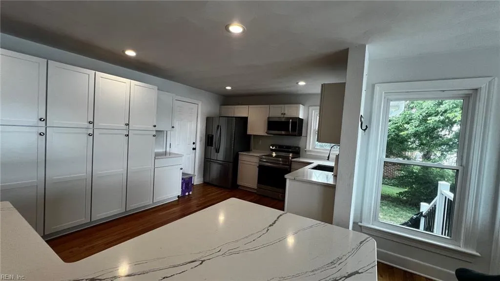 Chesapeake, Virginia 23321, United States, 3 Bedrooms Bedrooms, ,2 BathroomsBathrooms,Residential,Pending,180257